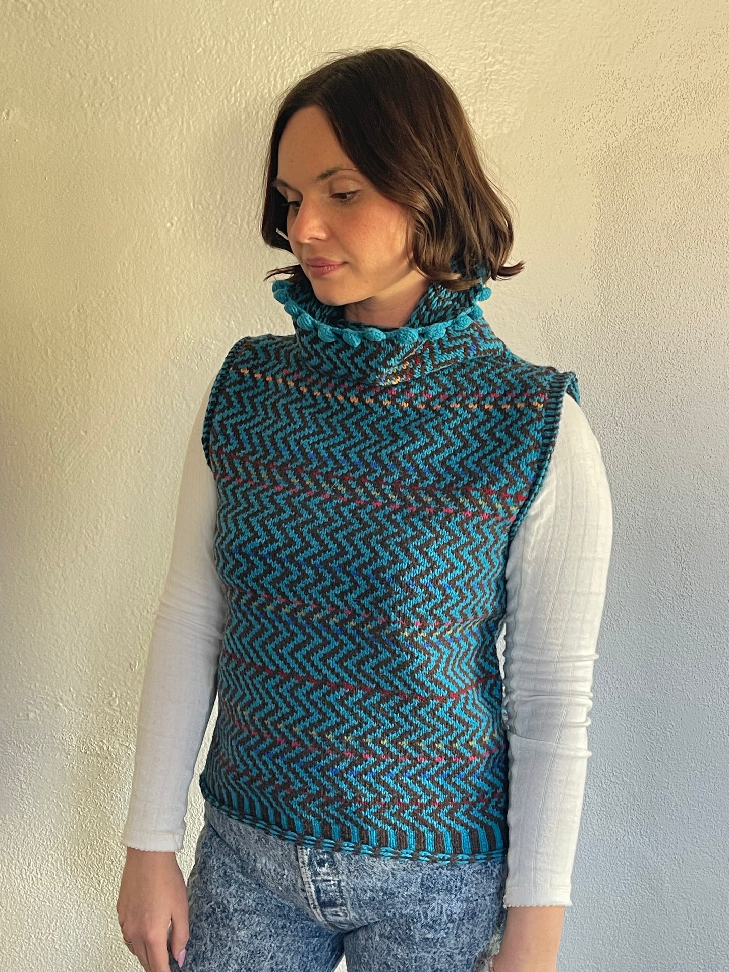 Bobble Neck Vest